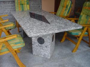 tavolo-granito